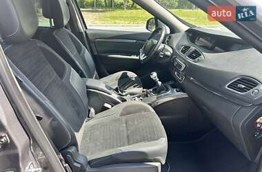 Минивэн Renault Scenic 2013 в 
