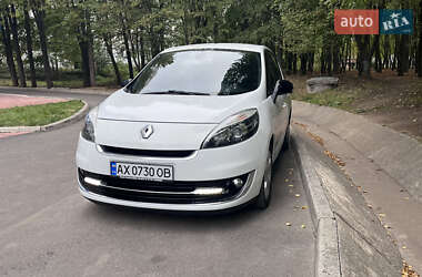 Минивэн Renault Scenic 2013 в Умани