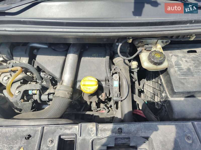 Минивэн Renault Scenic 2011 в Остроге