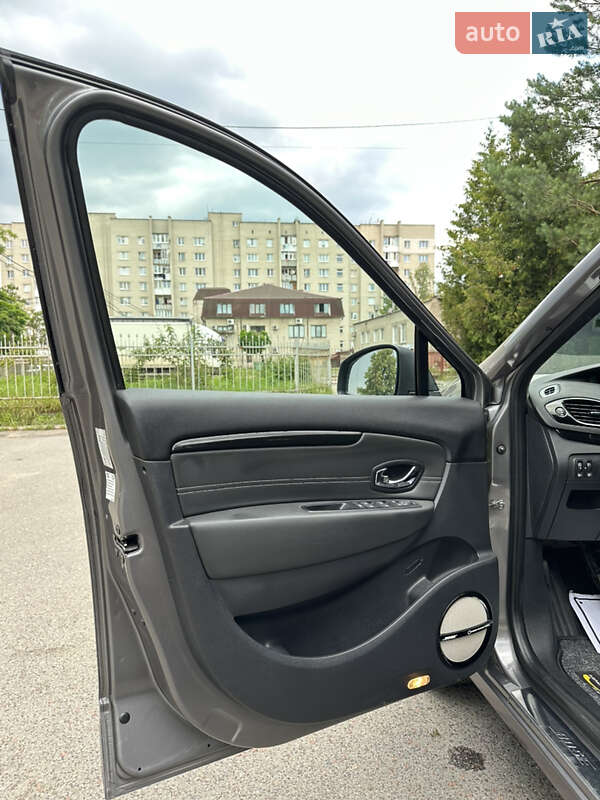 Минивэн Renault Scenic 2014 в Луцке