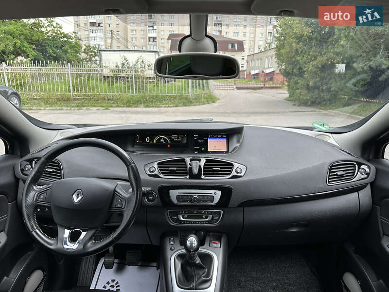 Минивэн Renault Scenic 2014 в Луцке