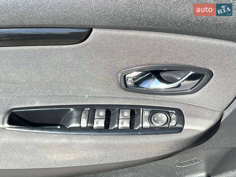 Минивэн Renault Scenic 2014 в Бердичеве