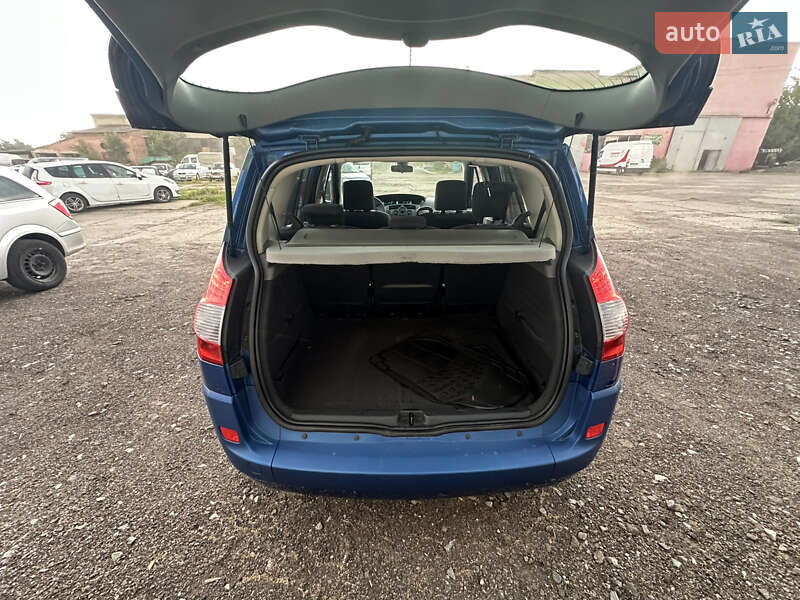 Минивэн Renault Scenic 2007 в Нежине