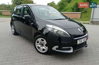 Минивэн Renault Scenic 2012 в Косове