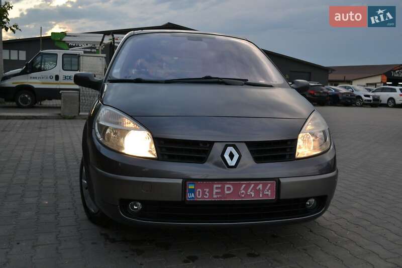Минивэн Renault Scenic 2005 в Луцке