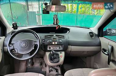 Минивэн Renault Scenic 2005 в 