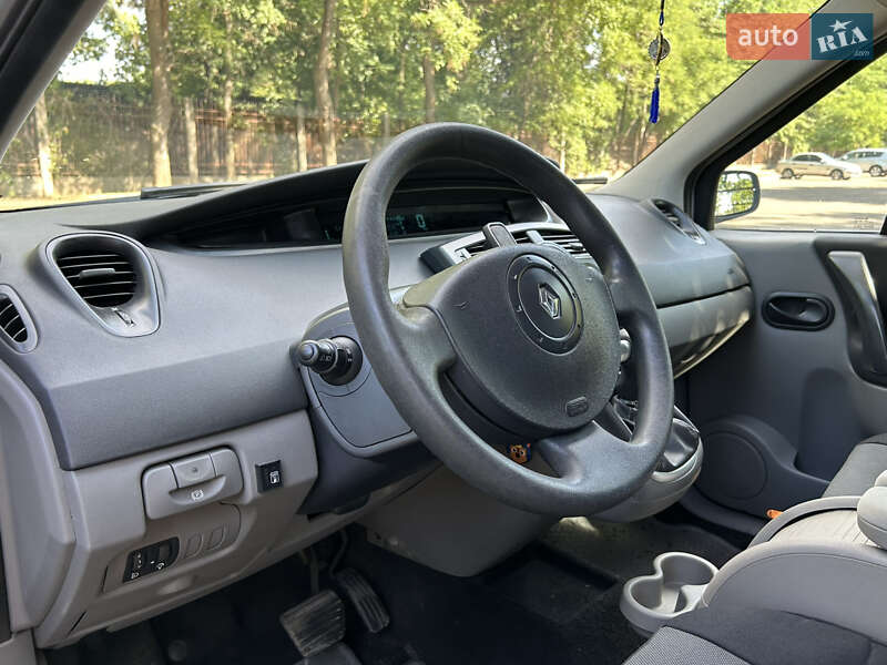 Минивэн Renault Scenic 2006 в Николаеве