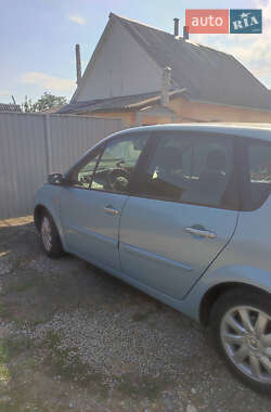 Минивэн Renault Scenic 2006 в 