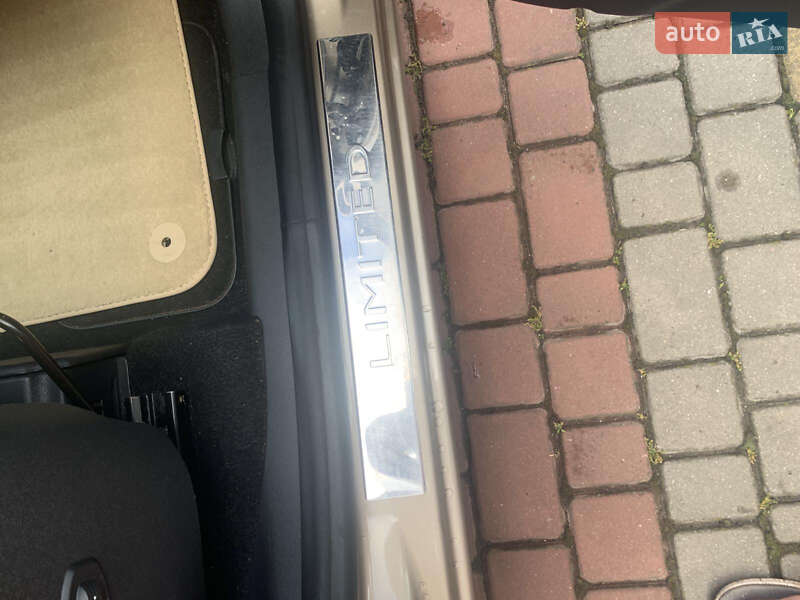 Минивэн Renault Scenic 2016 в Ровно