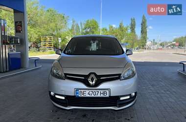 Минивэн Renault Scenic 2014 в 