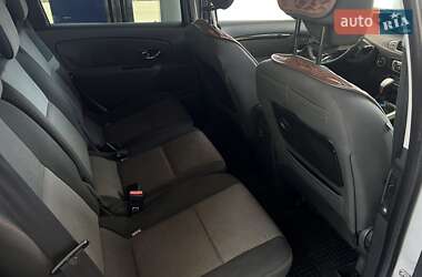 Минивэн Renault Scenic 2014 в 
