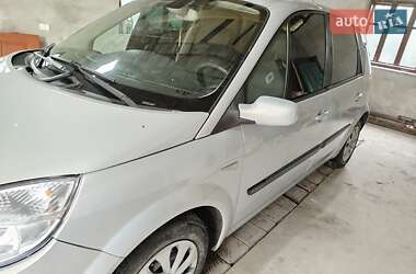 Минивэн Renault Scenic 2003 в Сухоставе