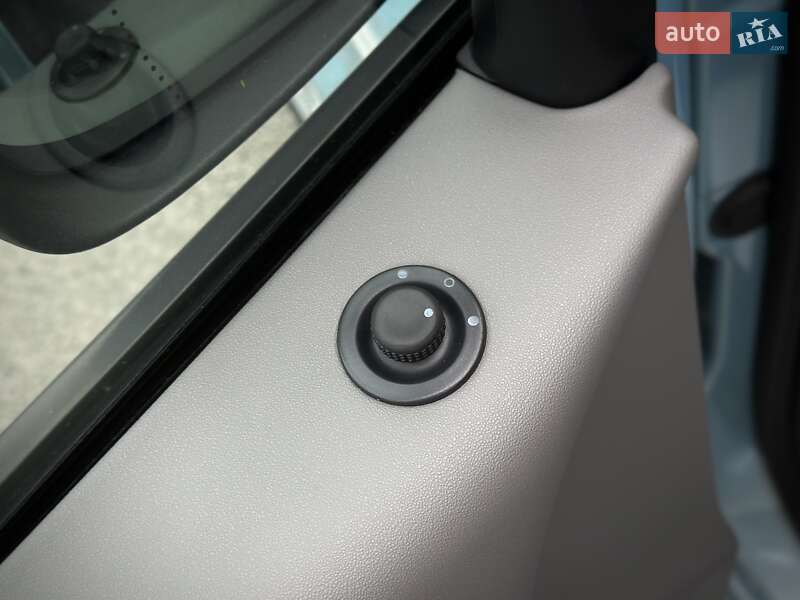 Минивэн Renault Scenic 2007 в Сумах