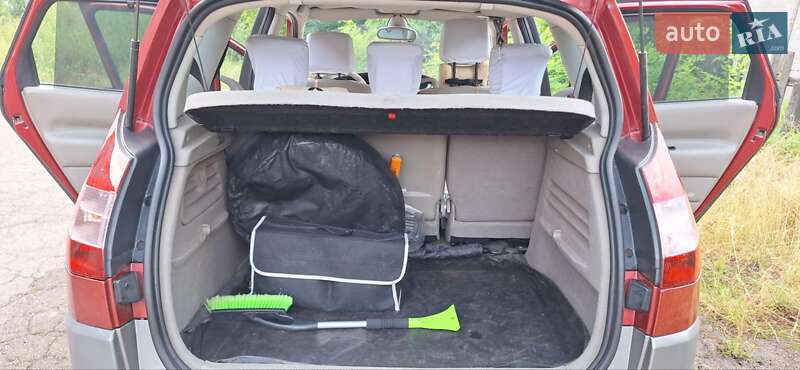 Минивэн Renault Scenic 2004 в Житомире