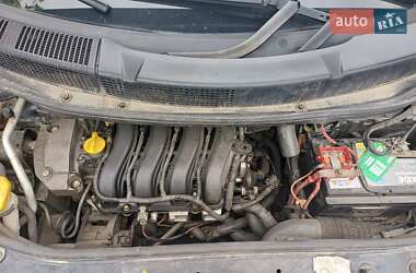 Минивэн Renault Scenic 2006 в 