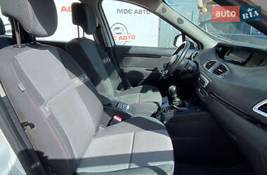 Минивэн Renault Scenic 2013 в 