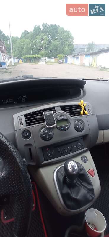 Минивэн Renault Scenic 2008 в Коростене