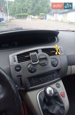 Минивэн Renault Scenic 2008 в 