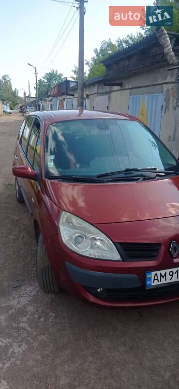 Минивэн Renault Scenic 2008 в Коростене