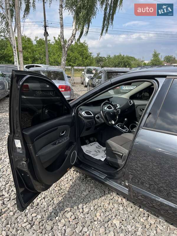 Минивэн Renault Scenic 2010 в Смеле