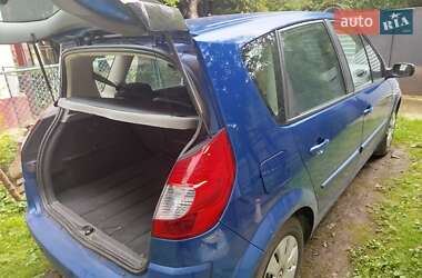 Минивэн Renault Scenic 2007 в 