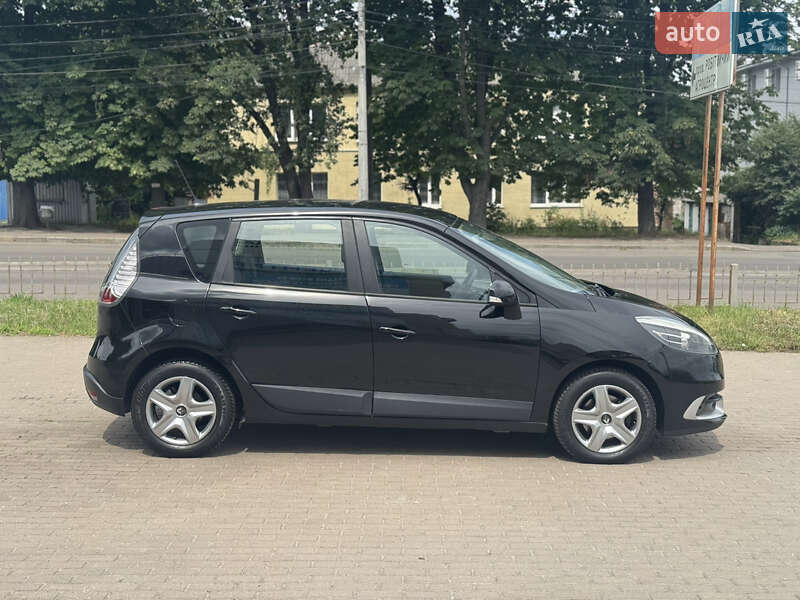 Минивэн Renault Scenic 2012 в Ровно