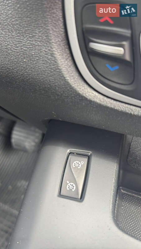 Минивэн Renault Scenic 2012 в Ровно