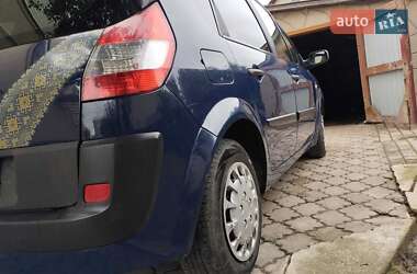 Минивэн Renault Scenic 2005 в 