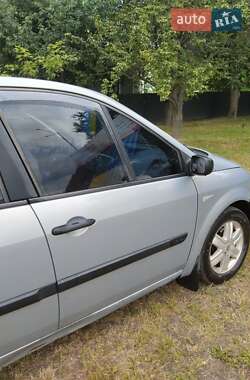 Минивэн Renault Scenic 2005 в 