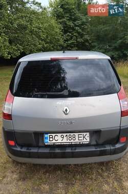 Минивэн Renault Scenic 2005 в 