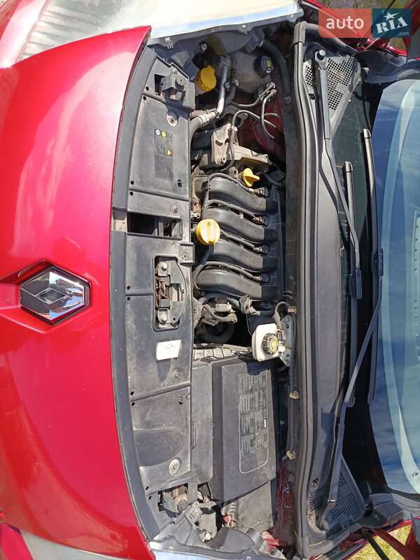 Минивэн Renault Scenic 2010 в Чернигове