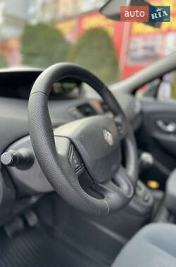 Мінівен Renault Scenic 2010 в 