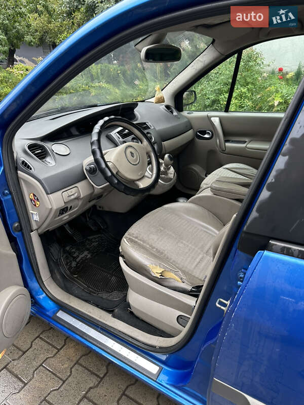 Минивэн Renault Scenic 2006 в Луцке