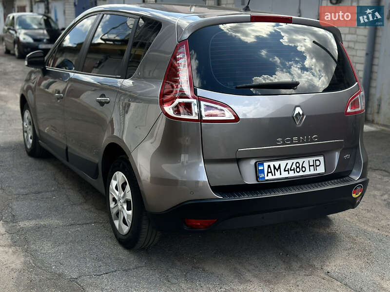 Минивэн Renault Scenic 2010 в Житомире