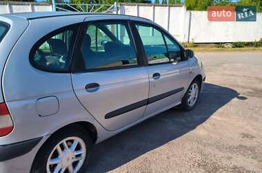 Минивэн Renault Scenic 2001 в 
