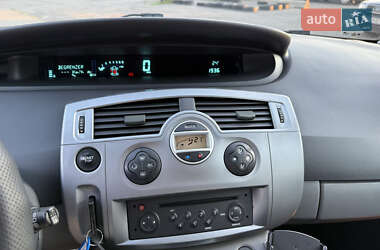 Минивэн Renault Scenic 2007 в 