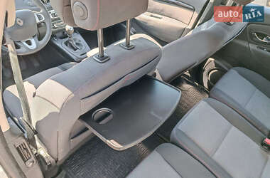 Минивэн Renault Scenic 2012 в 