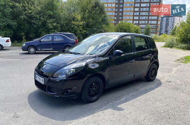 Минивэн Renault Scenic 2011 в Ровно