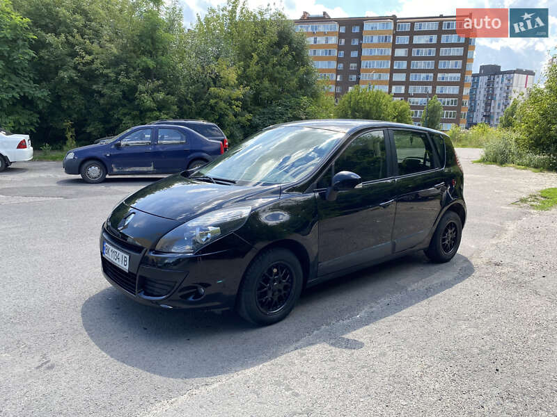 Renault Scenic 2011