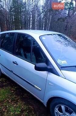 Минивэн Renault Scenic 2004 в 