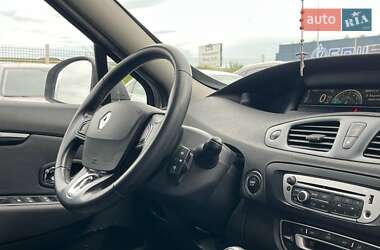 Минивэн Renault Scenic 2013 в 