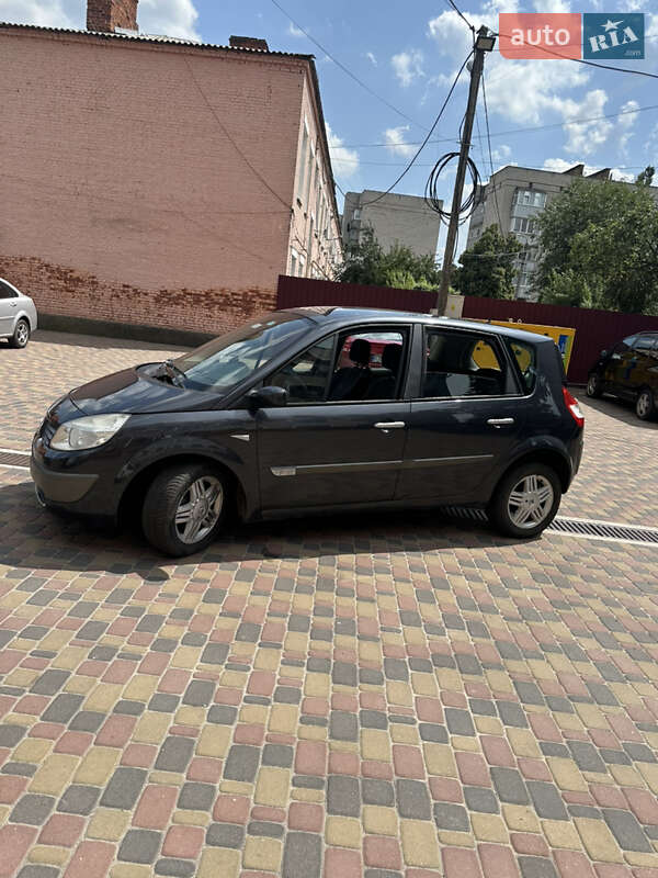 Минивэн Renault Scenic 2006 в Бахмаче