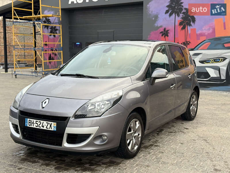Мінівен Renault Scenic 2012 в Звенигородці