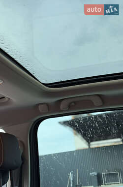 Минивэн Renault Scenic 2012 в 