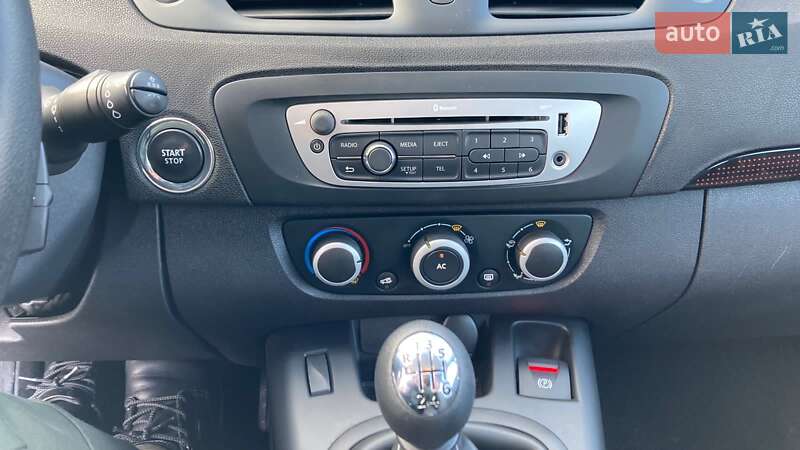 Мінівен Renault Scenic 2013 в Києві