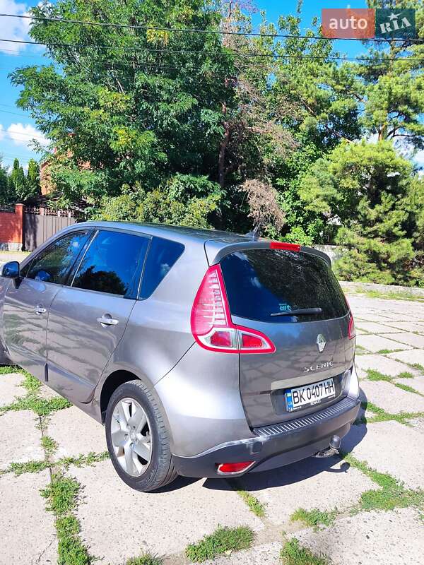 Мінівен Renault Scenic 2011 в Харкові