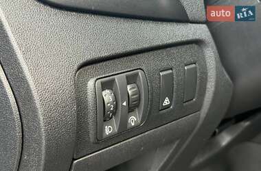 Минивэн Renault Scenic 2010 в 