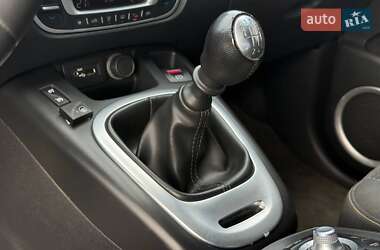 Минивэн Renault Scenic 2010 в 