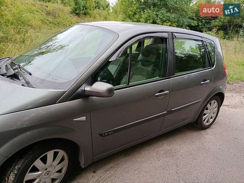 Минивэн Renault Scenic 2004 в Бердичеве