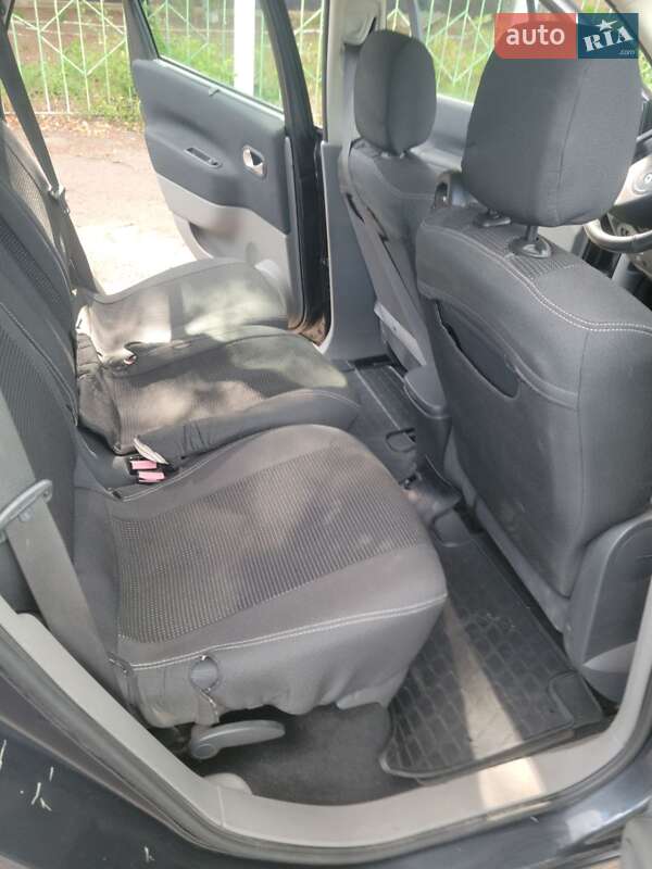 Минивэн Renault Scenic 2004 в Гайвороне фото 2 Минивэн Renault Scenic 2004 в Гайвороне